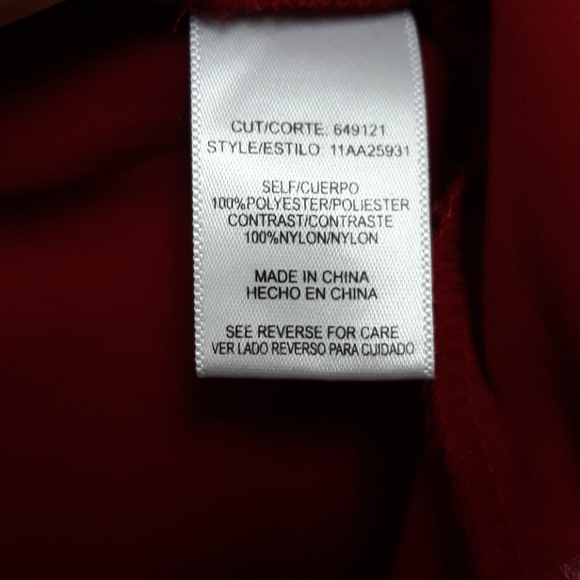 Women's Slit Back Blouse - Picture 6 of 8